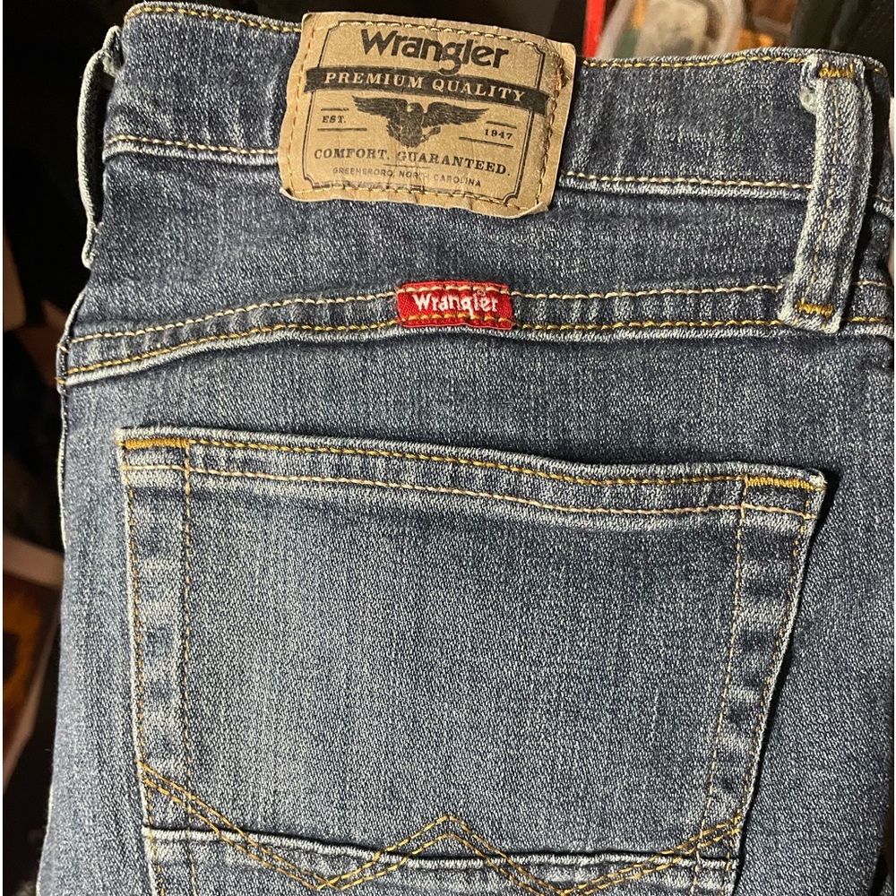 Wrangler size 30x32